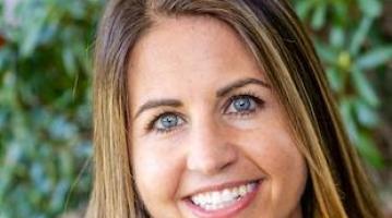 Tricia Dinkel headshot