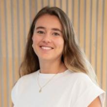 Tifenn Naour headshot